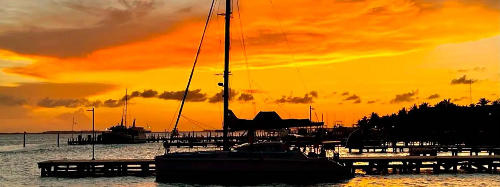 Discover Isla Mujeres on Catamaran