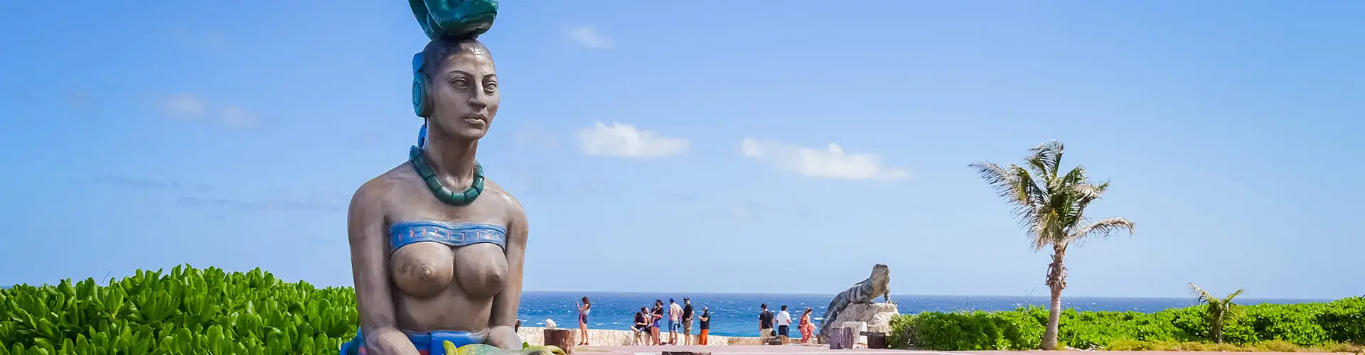 Estatua de Ixchel en Isla Mujeres